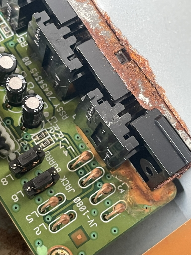 internal rust damage to roland jv1080 output board