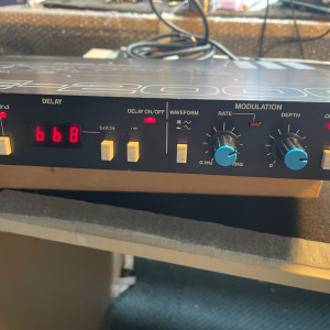 roland sde 2000 front 2