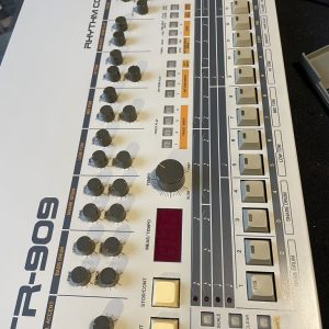 roland tr909 all finished