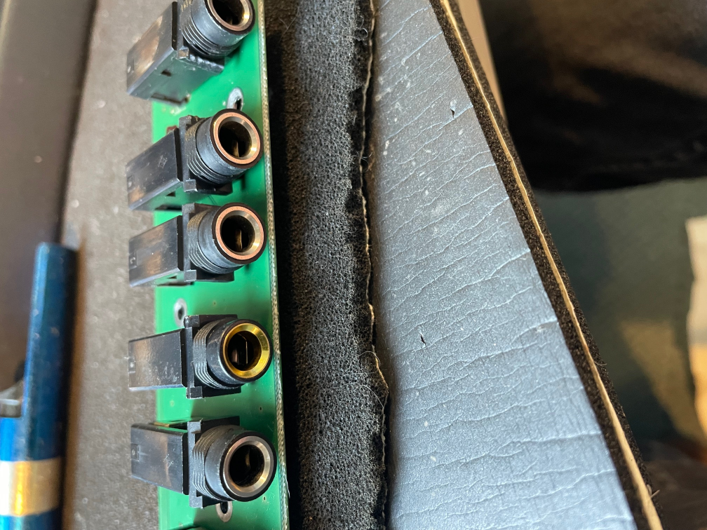 access virus repalced output jack