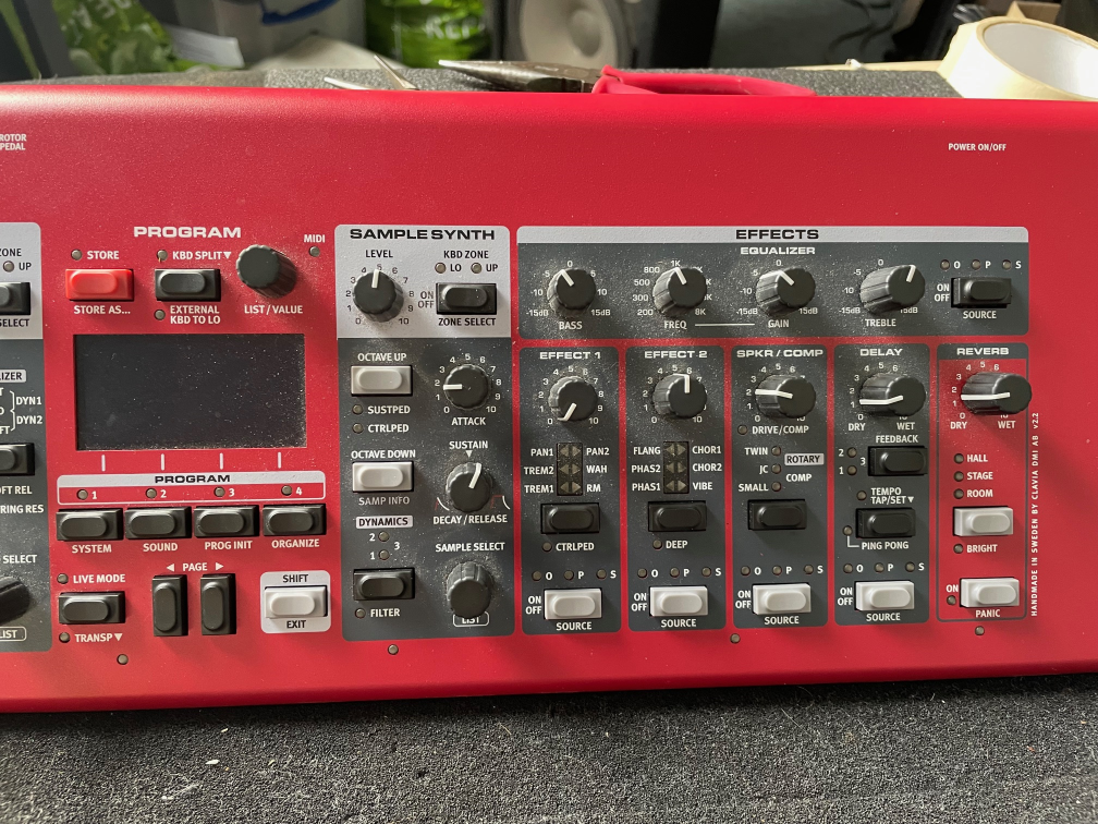 nord electro front panel before cleaning