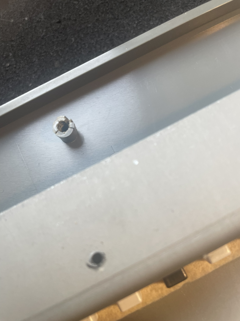 roland sh101 broken chassis fixings