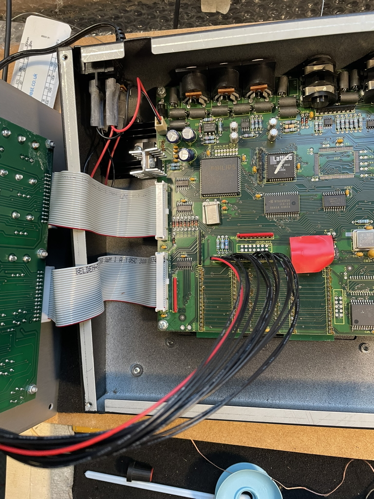 raveolution 309 internals 1