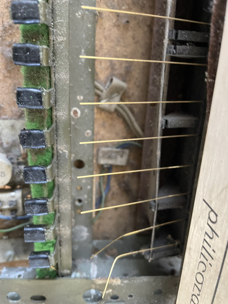 Philips Philicorda 754 bent contacts