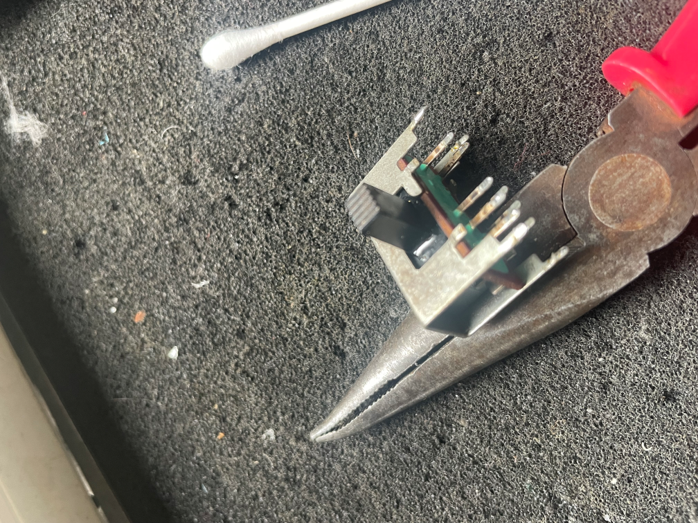 cr8000 slide switch repairs