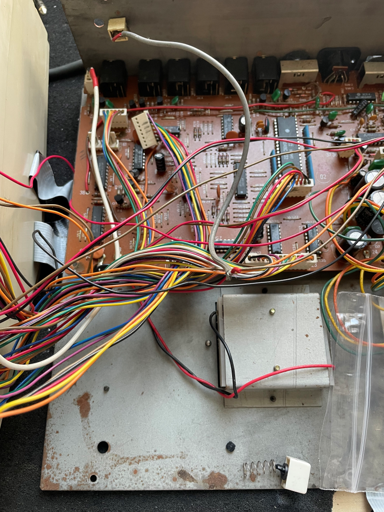 roland cr8000 before repair image2