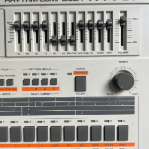 roland tr707 small