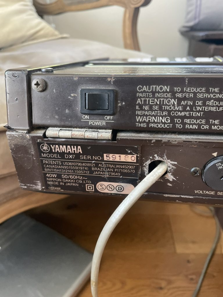 dx7 missing mains cable gland