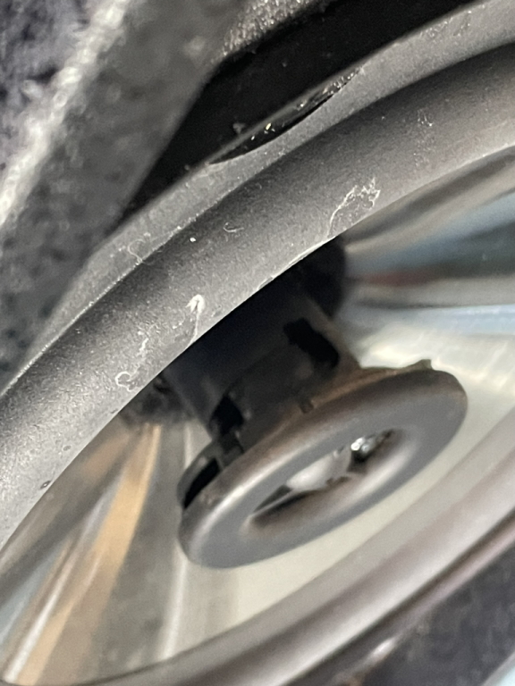 roland cube cm30 damaged coil1